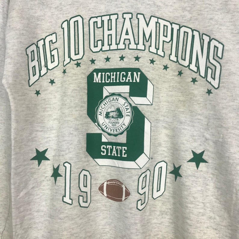 Vintage 1990 University of Michigan Sweatshirt, Retro U of M Apparel with American University T-Shirt - Image 2