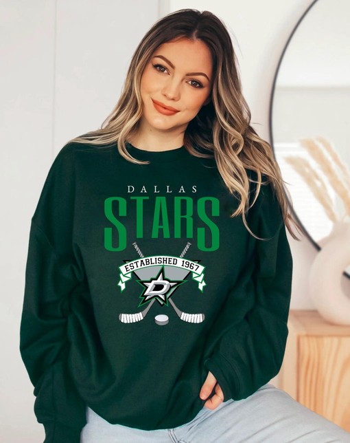 Vintage 1994 NHL Dallas Stars Hockey Tee Sweatshirt Pullover Hoodie Must-Have for Hockey Enthusiasts - Image 3
