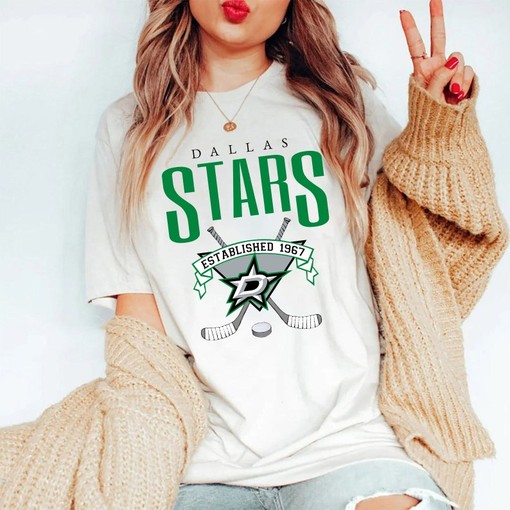 Vintage 1994 NHL Dallas Stars Hockey Tee Sweatshirt Pullover Hoodie Must-Have for Hockey Enthusiasts - Image 4