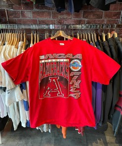 Vintage 1995 NCAA Arkansas Razorbacks Sweatshirt - Ideal Tee for Fans