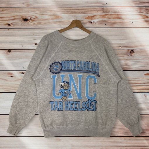 Vintage 80s North Carolina University Crewneck Sweatshirt and Tar Heels Sweater, State University Shirt for NCAA Fans