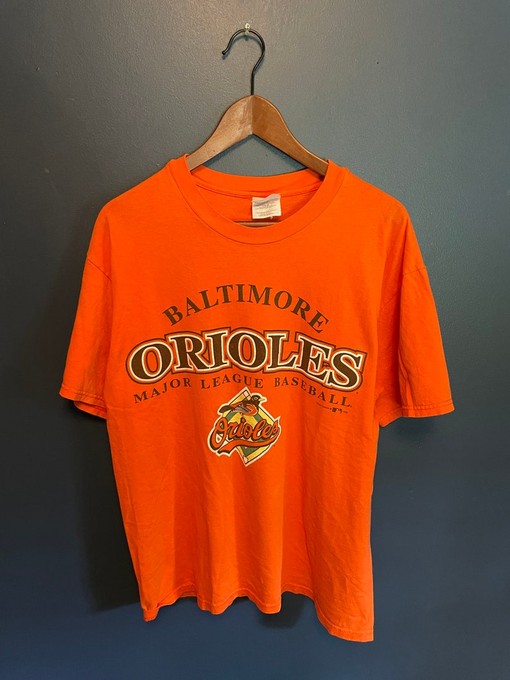 Vintage 90S Baltimore Orioles MLB Baseball Tee - Size Large - Retro T-Shirt with American University Shirt