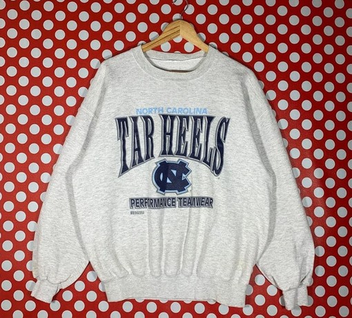 Vintage 90S North Carolina Tar Heels Hoodie - Retro NCAA Shirts