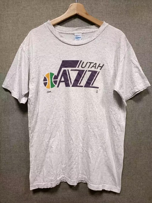 Vintage 90S T Shirt Bna Utah Jazz Sweatshirt Pullover Hoodie Reprinted - Gifts for NBA Fans american university t shirt