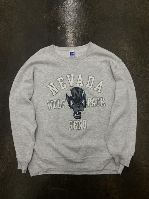 Vintage 90S University of Nevada Essential Grey Collection with NCAA Sport Shirts Unisex