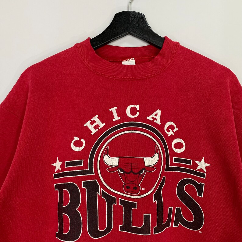 Vintage 90s Chicago Bulls Crewneck Sweater Sweatshirt Hoodie - Retro NBA Style - Image 2