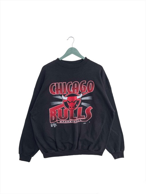 Vintage 90s Chicago Bulls Unisex Sweatshirt Hoodie - Perfect for Fans