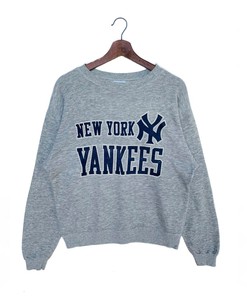 Vintage 90s Hanes New York Yankees Big Logo Unisex Sweatshirt Hoodie Shirt - Retro Baseball Apparel
