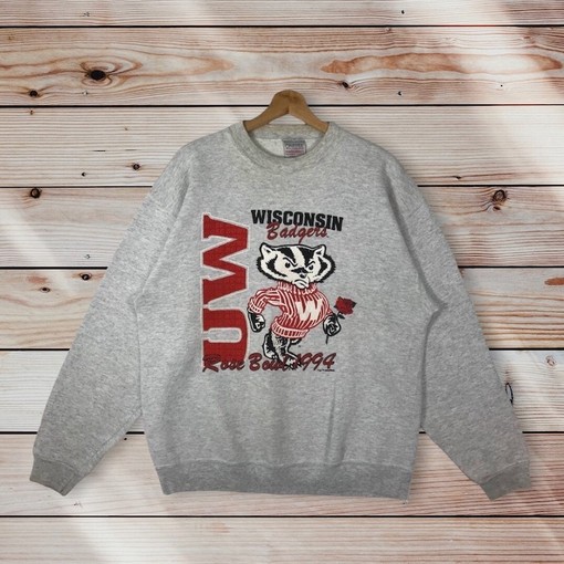 Vintage 90s Rose Bowl Spell Out Logo Wisconsin Badgers Mascot Crewneck Sweatshirt - NCAA Shirt