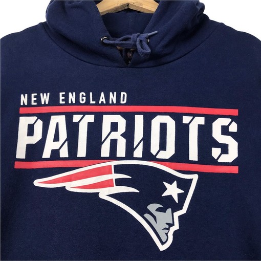 Vintage 90's Style New England Patriots NFL Pullover Hoodie Sweater - Image 2