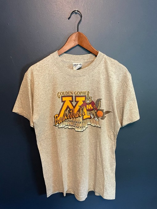 Vintage 90s University of Minnesota Golden Gophers Basketball T-Shirt for Football Lover Gifts - Image 2