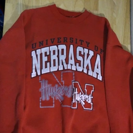 Vintage 90's University of Nebraska Cornhuskers Sweatshirt, NCAA Gist Apparel