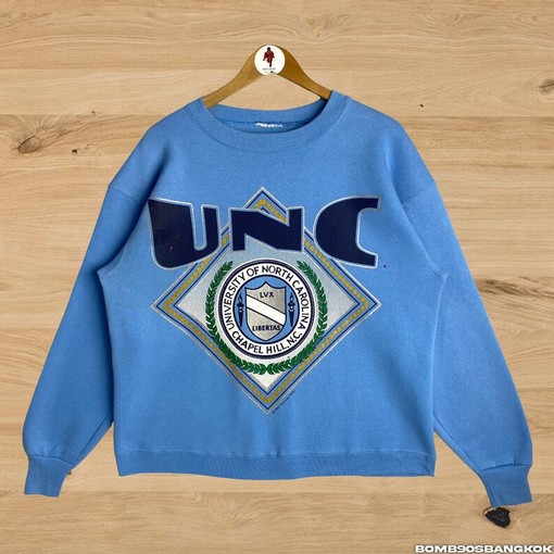 Vintage 90s University of North Carolina Crewneck Sweater, Pullover Sweatshirt for UNC Fans