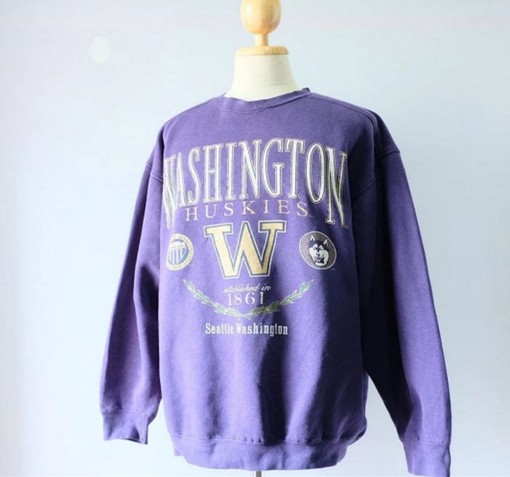 Vintage 90s University of Washington Huskies Football Crewneck Sweatshirt T-Shirt, College Football Sportswear
