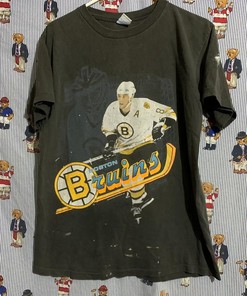 Vintage Boston Bruins Distressed T-Shirt Sweatshirt Pullover Hoodie Reprinted Full Color for Fans