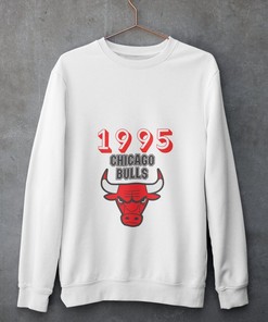 Vintage Chicago Bulls Basketball Unisex Sweatshirt Hoodie Shirt - Retro NBA Style