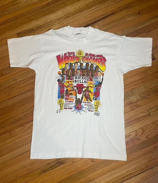 Vintage Chicago Bulls Champions Comic Series Sweatshirt Hoodie - Retro NBA Design