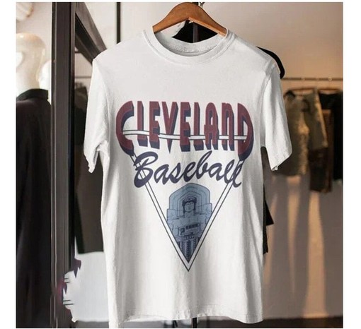 Vintage Cleveland Guardians Indians MLB T-Shirt - Classic Baseball 2022 Tee
