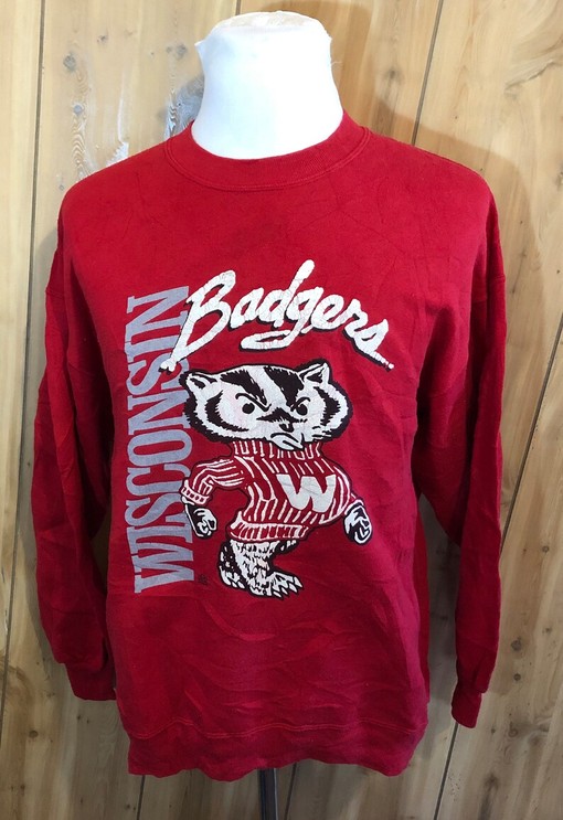 Vintage College American Shirt: University of Wisconsin Badgers NCAA Red 1980s Sweatshirt, Hoodie, T-Shirt.