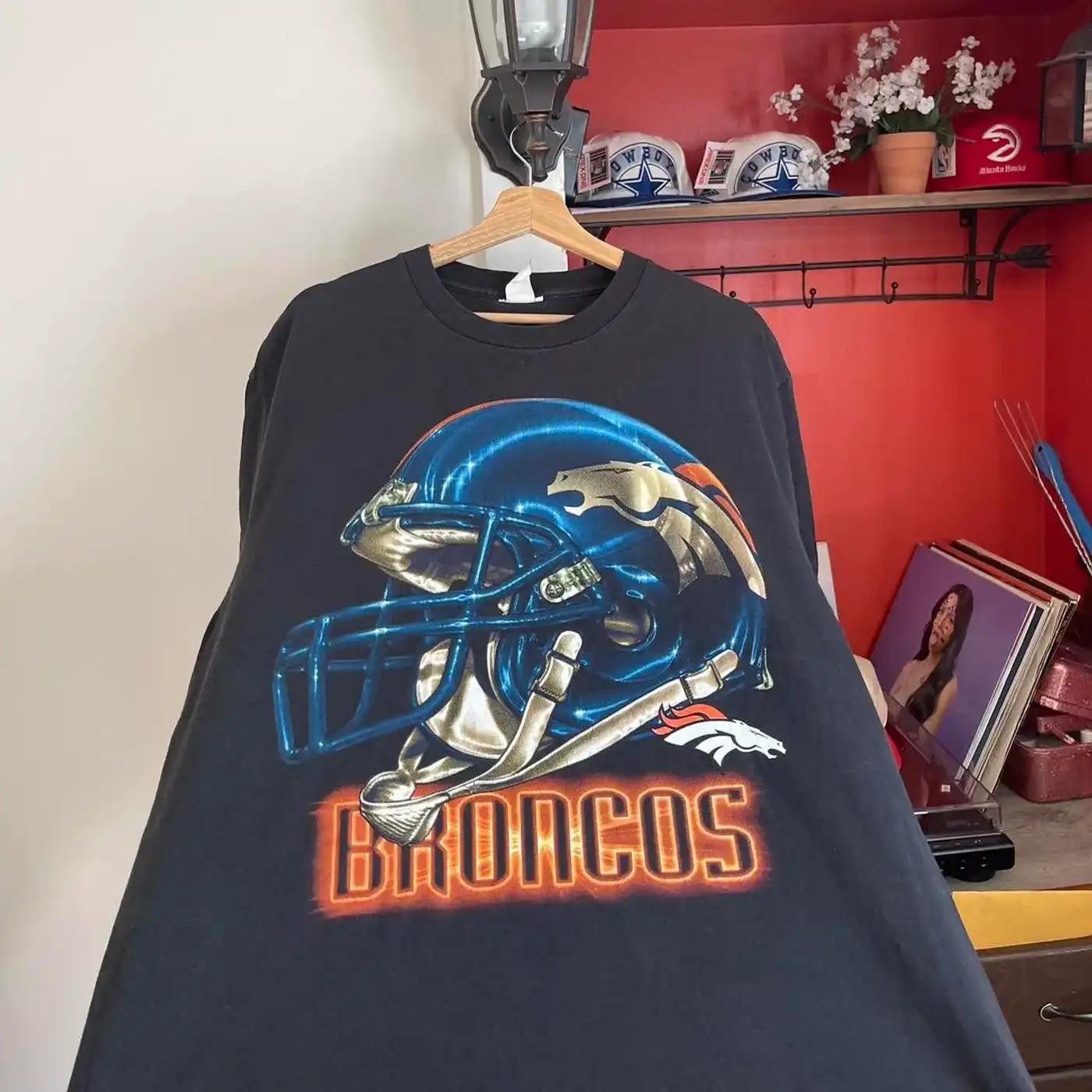 Vintage Denver Broncos Reprinted T-Shirt Sweatshirt Pullover Hoodie