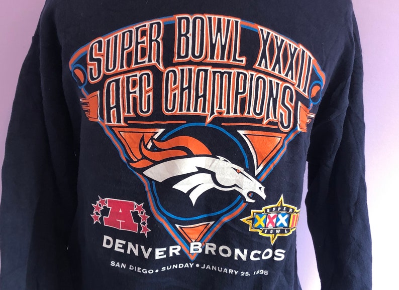 Vintage Denver Broncos Super Bowl XXXII Crewneck Sweatshirt Football Gift - Image 2