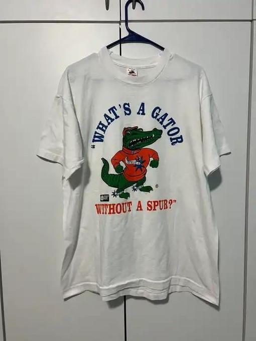 Vintage Florida Gators T-Shirt, Sweatshirt, Hoodie - Perfect Gifts for Football Lovers