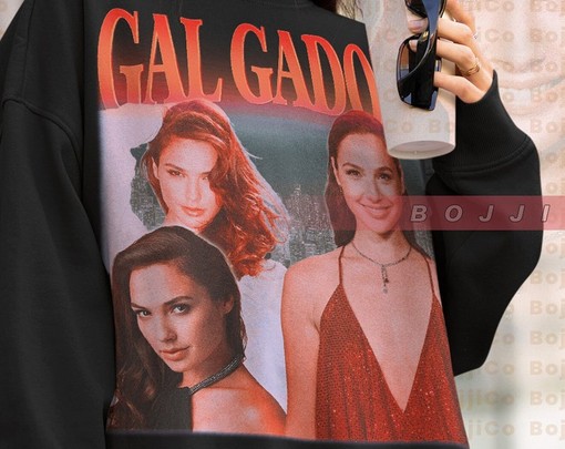 Vintage Gal Gadot T-Shirt: A Tribute to Princess Diana, Miss Israel, and Actress Fan Tees - Image 4