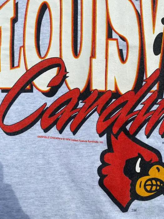 Vintage Garfield Louisville Cardinals T-Shirt - NCAA Shirts for Fans - Image 3