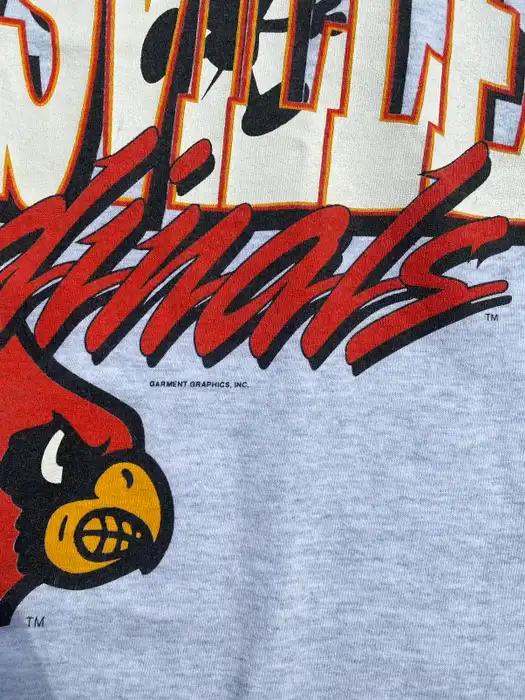 Vintage Garfield Louisville Cardinals T-Shirt - NCAA Shirts for Fans - Image 4