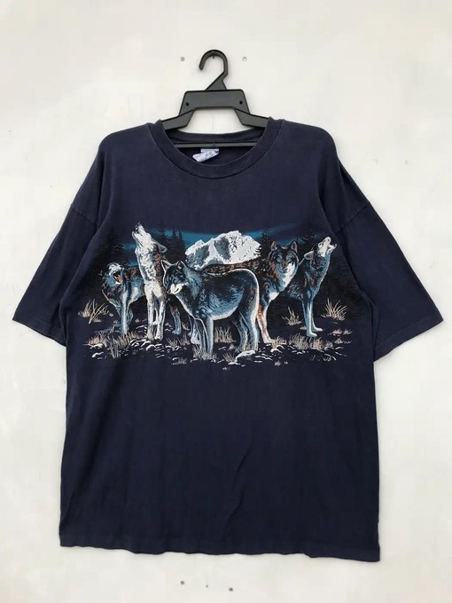 Vintage Group Of Wolf T-Shirt - Gift For Animal Lovers