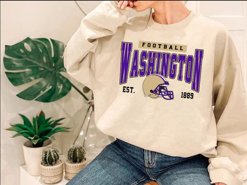 Vintage Huskies Football Sweatshirt, NCAA College Washington Huskies T-Shirt - Image 3