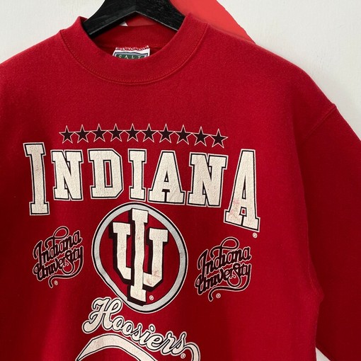 Vintage Indiana University Hoosiers Print Sweatshirt - Classic College Shirts - Sport Shirts Unisex - Image 2