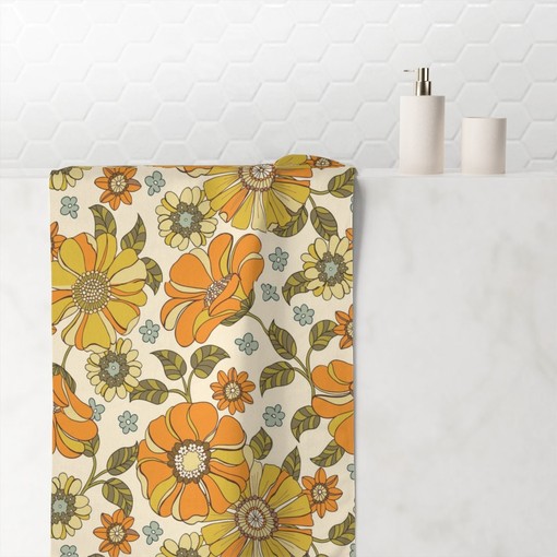 Vintage Inspired Floral Bath Accessory Set, Retro Shower Curtain and Towels - Image 3