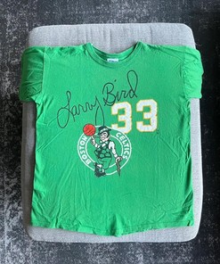 Vintage Larry Bird Boston Celtics Reprinted Tee Sweatshirt Pullover Hoodie - NBA Memorabilia