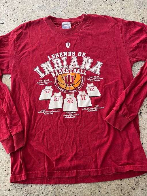 Vintage Legends of Indiana University Basketball National Champions T-Shirt for NCAA Fans - Relive the Glory Days - Image 2