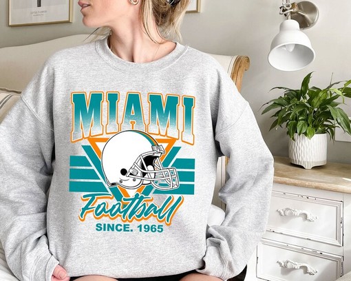 Vintage Miami Football Team Sweatshirt with Retro NCAA Shirts for Men and State University Shirt - Image 2