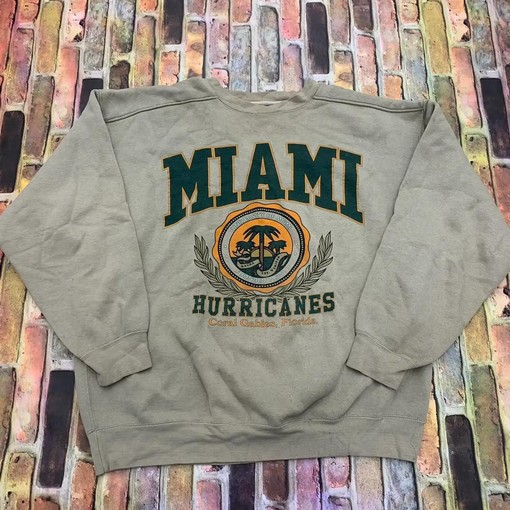 Vintage Miami Hurricanes Football Gifts - T-Shirts, Sweatshirts, and Hoodies for NCAA Fans