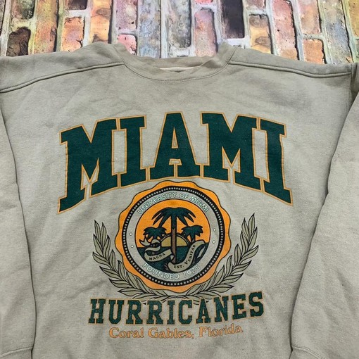 Vintage Miami Hurricanes Football Gifts - T-Shirts, Sweatshirts, and Hoodies for NCAA Fans - Image 2