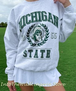 Vintage Michigan State Crewneck Sweatshirt Ideal for Football Fans and University Supporters, NCAA Shirts for Men