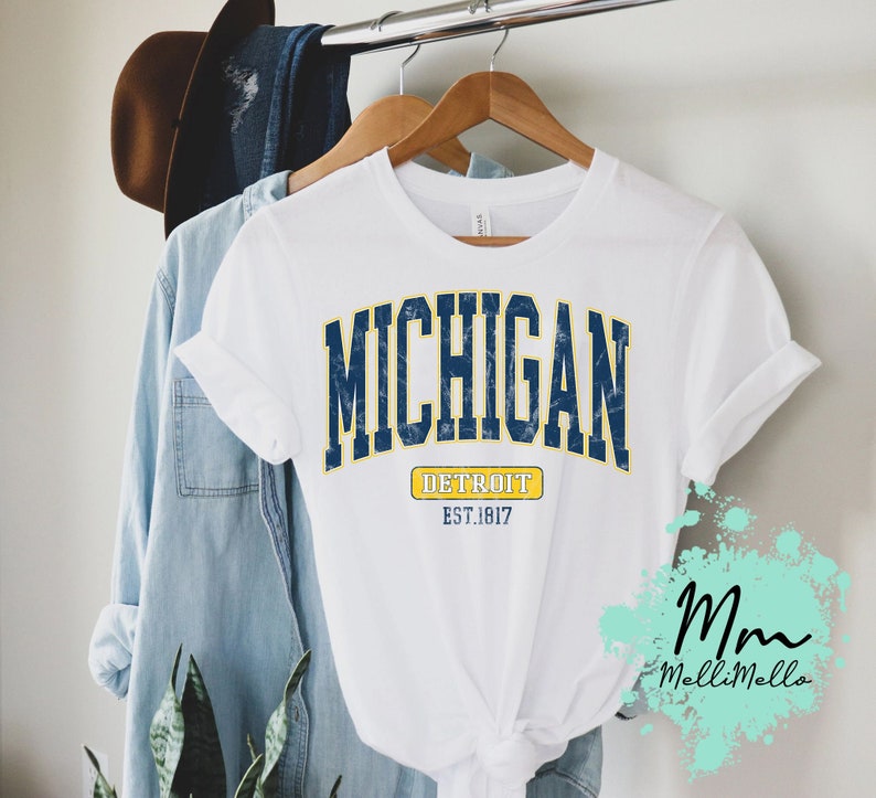 Vintage Michigan State Shirt, Distressed MSU Fan Crewneck Sweatshirt, Michigan State University Gift