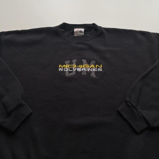 Vintage Michigan Wolverines Sweatshirt Hoodie for Football Game Day T-Shirt Lovers - Image 2