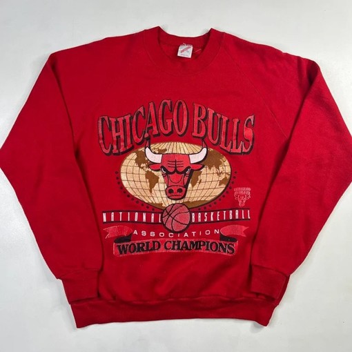 Vintage NBA 90s Chicago Bulls Logo Sweatshirt Hoodie - Retro NBA Styles