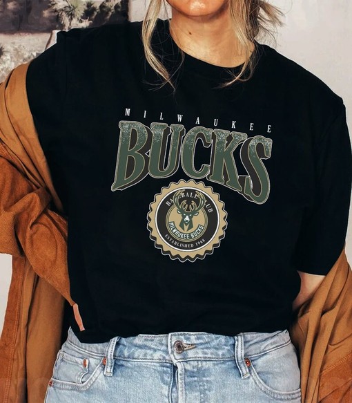 Vintage NBA Milwaukee Bucks Logo Sweatshirt - Unisex Sweater, Unisex Hoodie - Image 4