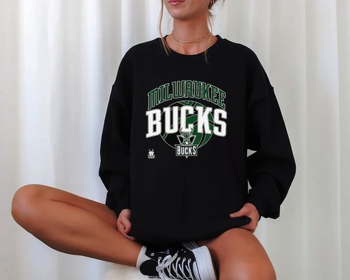 Vintage NBA Milwaukee Bucks Logo Sweatshirt - Unisex T-Shirt, Sweater, and Hoodie Gifts for NBA Fans
