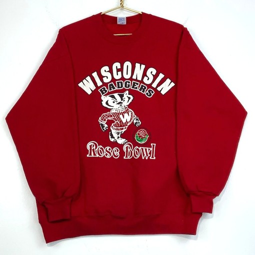 Vintage NCAA Apparel: Wisconsin Badgers USA 80s Rose Bowl Crewneck Sweatshirt for Fans