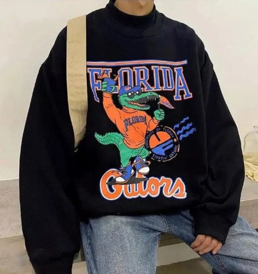 Vintage NCAA Florida Gators Logo Mascot Sweatshirt, University of Florida, College Vintage Shirt, Unisex Shirt Sweater - Image 2