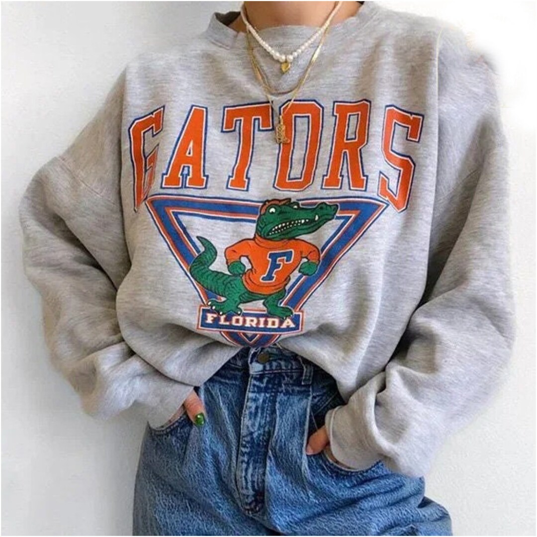 Vintage NCAA Florida Gators Mascot Sweatshirt, University of Florida Hoodie Shirt Gifts for NCAA Fans in a Classic Style