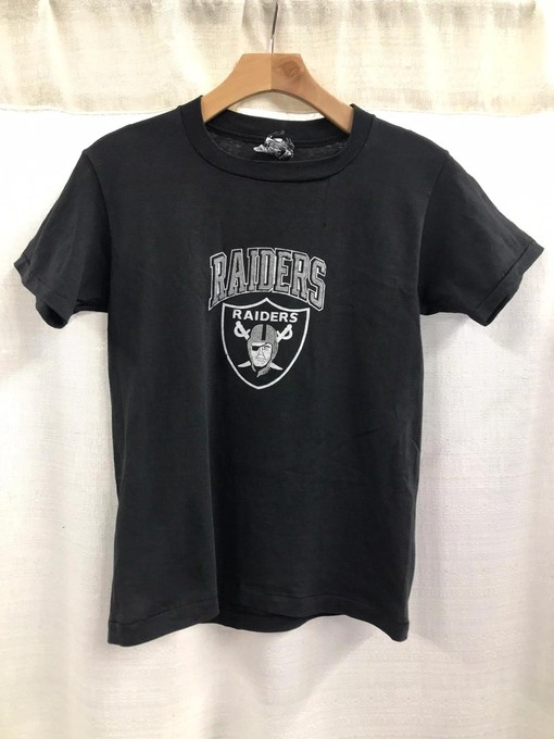 Vintage NCAA Football LA Raiders Sweatshirt T-shirt - Ideal Gift for NFL Fans