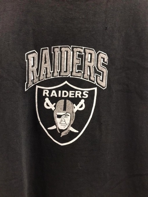 Vintage NCAA Football LA Raiders Sweatshirt T-shirt - Ideal Gift for NFL Fans - Image 2