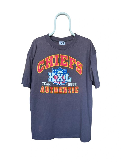 Vintage NCAA Kansas City Chiefs Single Stitch Sweatshirt T-shirt - Ideal Gift for NFL Fans